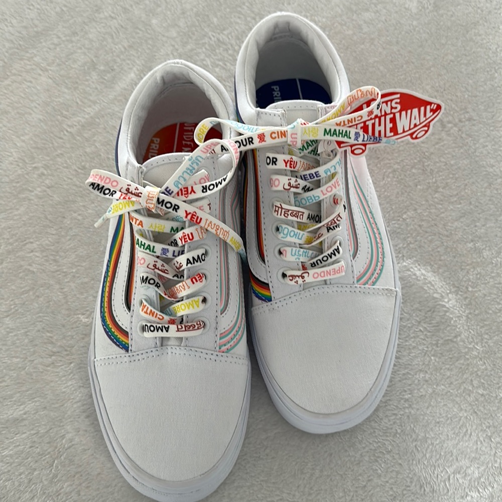 Vans Old Skool Pride Sneakers - Picture 3 of 13